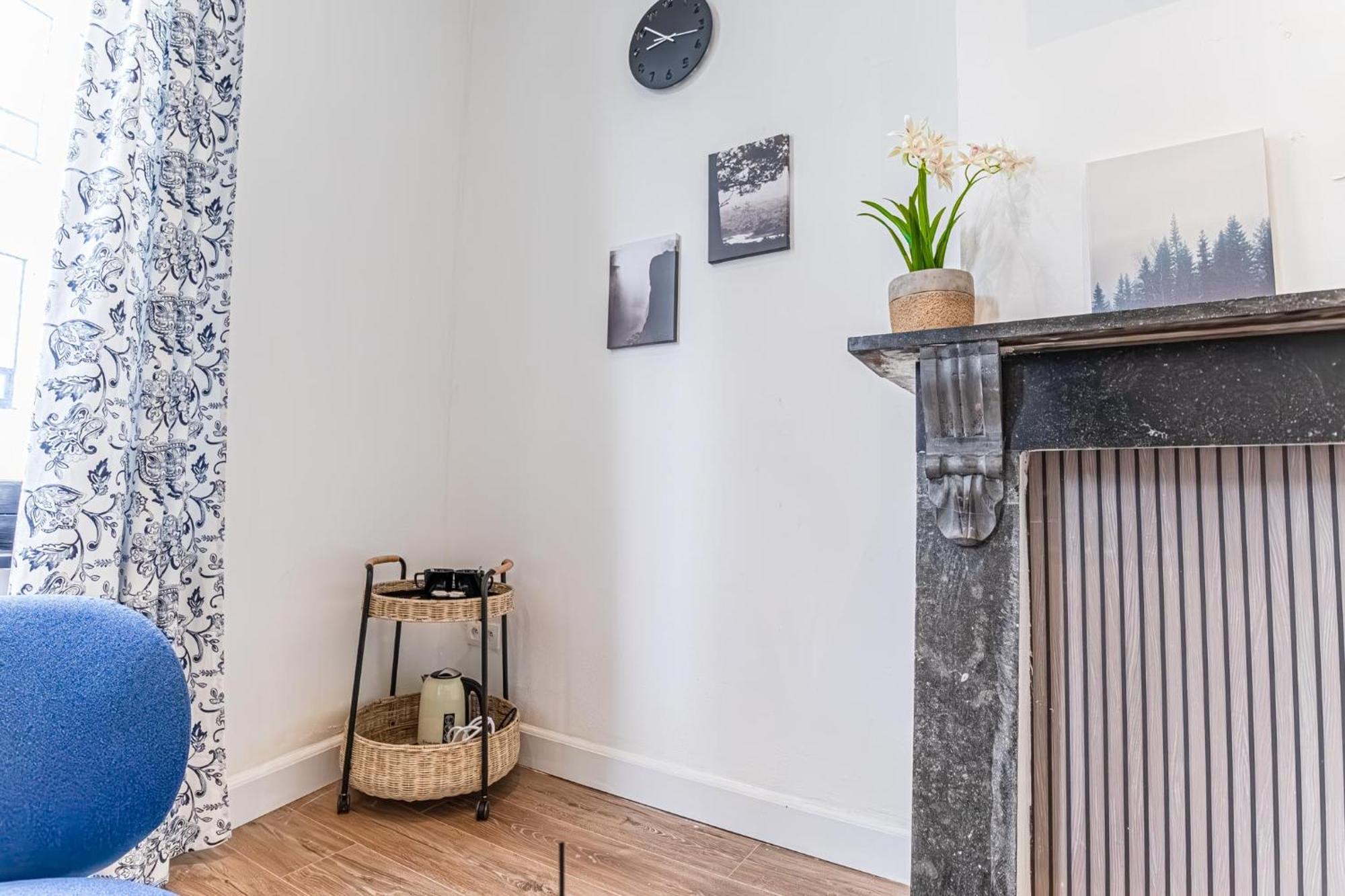 6 Stylish & Comfortable , Heart Of Appartement