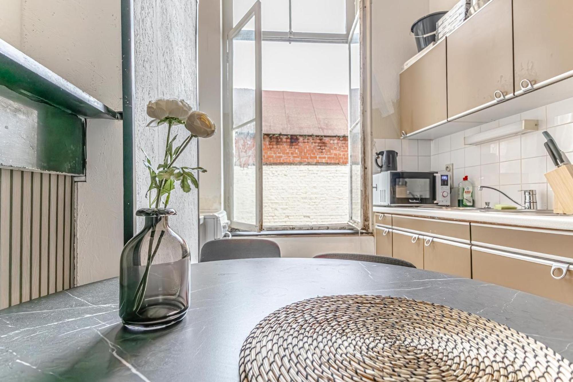 6 Stylish & Comfortable , Heart Of * Gent