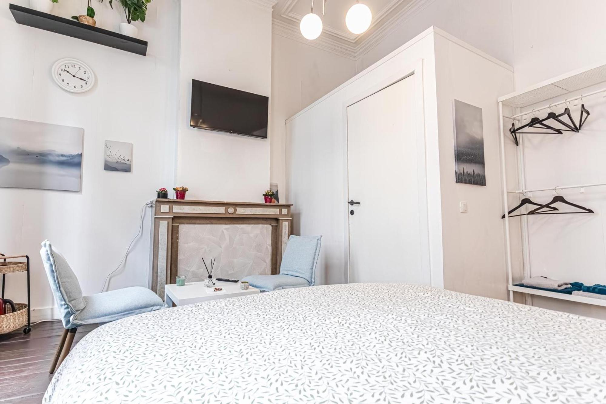 6 Stylish & Comfortable , Heart Of Appartement